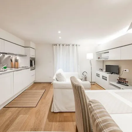 Apartment Charming Loft Nel Centro Citta-wifi *
