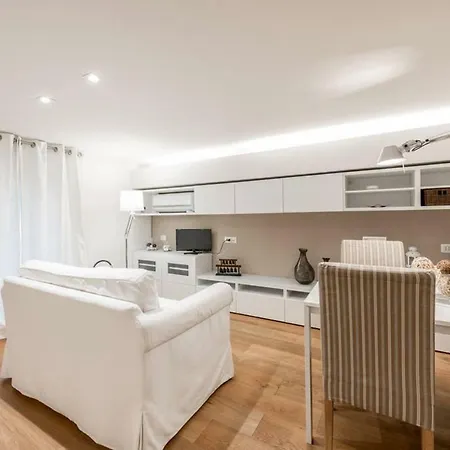Apartment Charming Loft Nel Centro Citta-wifi Bari
