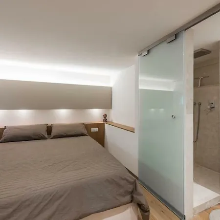 Apartment Charming Loft Nel Centro Citta-wifi Bari